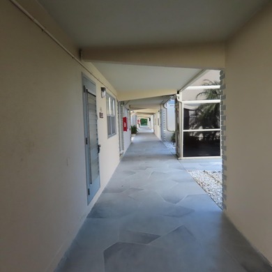 BRING YOUR OFFER TODAY! Don't miss this conveniently located on Kings Point Golf - Executive in Florida - for sale on GolfHomes.com, golf home, golf lot