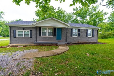 Completely renovated brick ranch home featuring 4 bedrooms, 2 on Colonial Golf Course in Alabama - for sale on GolfHomes.com, golf home, golf lot