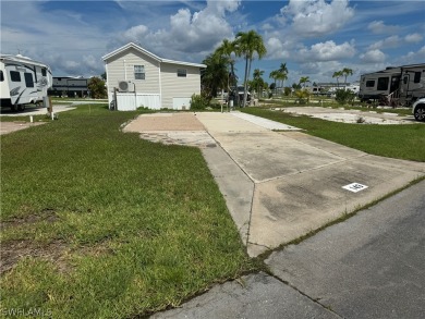 Welcome to Palmetto Palms where YOU own the land. This beautiful on Kelly Greens Golf and Country Club in Florida - for sale on GolfHomes.com, golf home, golf lot