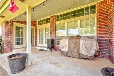 From the moment you walk into this beautiful condo, you will on Golf Club At Surrey Hills in Oklahoma - for sale on GolfHomes.com, golf home, golf lot