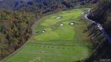 Looking for a move-in ready mountain home? This cottage is in on Bear Lake Golf Club in North Carolina - for sale on GolfHomes.com, golf home, golf lot