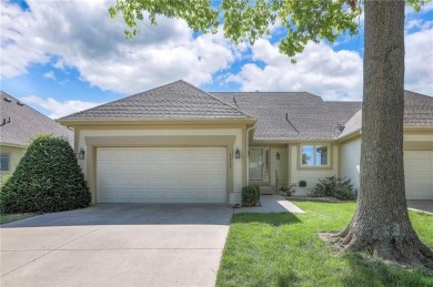 Fantastic patio home in the coveted Villa's neighborhood on Teetering Rocks Links in Missouri - for sale on GolfHomes.com, golf home, golf lot