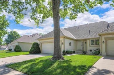 Fantastic patio home in the coveted Villa's neighborhood on Teetering Rocks Links in Missouri - for sale on GolfHomes.com, golf home, golf lot