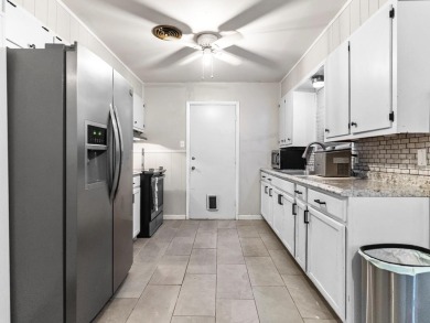 Charming 3 bed, 2 bath home situated on a spacious corner lot on Andrews County Golf Course in Texas - for sale on GolfHomes.com, golf home, golf lot