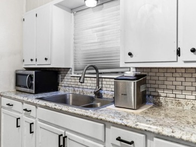 Charming 3 bed, 2 bath home situated on a spacious corner lot on Andrews County Golf Course in Texas - for sale on GolfHomes.com, golf home, golf lot