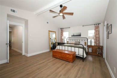 Discover comfort and privacy in this charming and updated on Rio Pinar Golf and Country Club in Florida - for sale on GolfHomes.com, golf home, golf lot