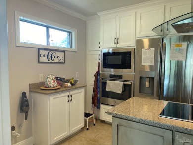 Hurry this is a once in life time Opportunity. Well maintained on Tanglewood Golf Club in Florida - for sale on GolfHomes.com, golf home, golf lot