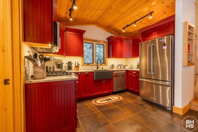 The idyllic and quintessential Adirondack Cottage that everyone on Whiteface Club and Resort in New York - for sale on GolfHomes.com, golf home, golf lot