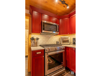 The idyllic and quintessential Adirondack Cottage that everyone on Whiteface Club and Resort in New York - for sale on GolfHomes.com, golf home, golf lot