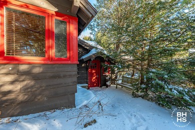 The idyllic and quintessential Adirondack Cottage that everyone on Whiteface Club and Resort in New York - for sale on GolfHomes.com, golf home, golf lot