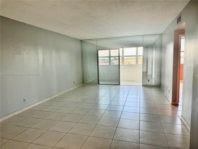 Discover this beautifully updated one-bedroom condo in the on Hillcrest Golf and Country Club in Florida - for sale on GolfHomes.com, golf home, golf lot