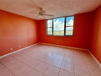 Discover this beautifully updated one-bedroom condo in the on Hillcrest Golf and Country Club in Florida - for sale on GolfHomes.com, golf home, golf lot