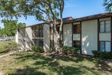 MOTIVATED SELLER - Offering 5% Downpayment Assistance with full on Highland Lakes Executive Golf Course in Florida - for sale on GolfHomes.com, golf home, golf lot