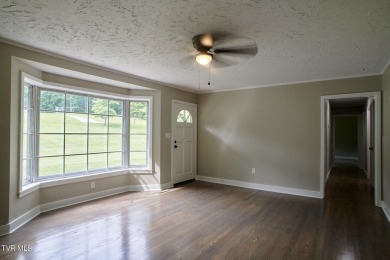 Come see this beautifully remodeled single family solidly built on Smoky Mountain Country Club in Tennessee - for sale on GolfHomes.com, golf home, golf lot