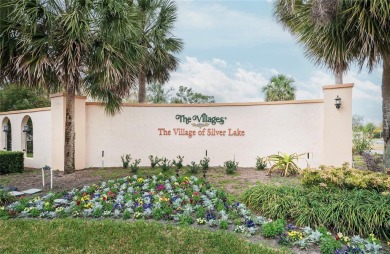 Welcome to this charming 2 bedroom 2 bathroom site built home on Lakes of Lady Lake Golf Course in Florida - for sale on GolfHomes.com, golf home, golf lot