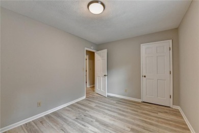 Welcome home! This fully updated 3 bedroom, 2 bath ranch has a on Heritage Golf Links in Georgia - for sale on GolfHomes.com, golf home, golf lot