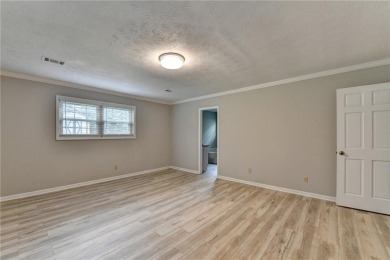 Welcome home! This fully updated 3 bedroom, 2 bath ranch has a on Heritage Golf Links in Georgia - for sale on GolfHomes.com, golf home, golf lot