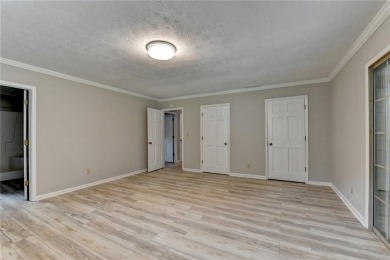 Welcome home! This fully updated 3 bedroom, 2 bath ranch has a on Heritage Golf Links in Georgia - for sale on GolfHomes.com, golf home, golf lot