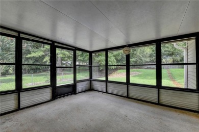 Welcome home! This fully updated 3 bedroom, 2 bath ranch has a on Heritage Golf Links in Georgia - for sale on GolfHomes.com, golf home, golf lot