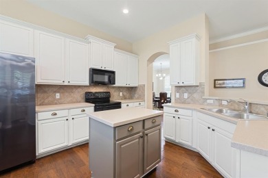 UPDATED HOME IN HERITAGE RANCH (50+ GATED COMMUNITY) - MOVE-IN on Heritage Ranch Golf and Country Club in Texas - for sale on GolfHomes.com, golf home, golf lot