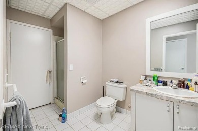 Gorgeous Spacious Contemporary 5 Bedroom Home Situated in a on Knollwood Country Club in Michigan - for sale on GolfHomes.com, golf home, golf lot