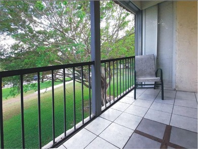 Priced to sell quickly. Make this corner unit your own with on Hollybrook Golf and Tennis Club  in Florida - for sale on GolfHomes.com, golf home, golf lot