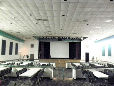 Priced to sell quickly. Make this corner unit your own with on Hollybrook Golf and Tennis Club  in Florida - for sale on GolfHomes.com, golf home, golf lot