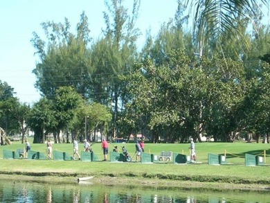 Priced to sell quickly. Make this corner unit your own with on Hollybrook Golf and Tennis Club  in Florida - for sale on GolfHomes.com, golf home, golf lot