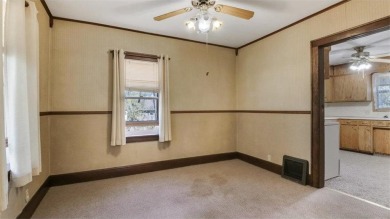 Charming 2 bed 2 bath home, beautiful yard, close to Golf course on Rolling Oaks Golf Course in Wisconsin - for sale on GolfHomes.com, golf home, golf lot