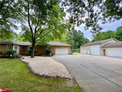 Welcome to your secluded oasis! This unique property is zoned on Hickory Nut Golf Club in Ohio - for sale on GolfHomes.com, golf home, golf lot