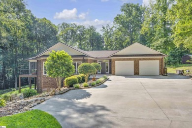Welcome to 307 Fairway Drive - Club Ridge Sub., Pickens, SC on Pickens Country Club in South Carolina - for sale on GolfHomes.com, golf home, golf lot