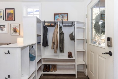 Welcome home to your bright and sunny 3-bedroom, 2-bath mountain on Keystone Ranch Golf Course in Colorado - for sale on GolfHomes.com, golf home, golf lot