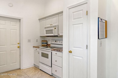 PRICE REDUCED! MOTIVATED SELLER/ NEGOTIABLE! NO HOA! Large on The Lakes Country Club in North Carolina - for sale on GolfHomes.com, golf home, golf lot