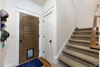 Welcome to 6859 N Topaz Jewel Pl--nestled in the premier golf on SpurWing Country Club in Idaho - for sale on GolfHomes.com, golf home, golf lot
