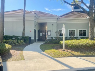 GREAT OPPORTUNITY FOR INVESTORS! This charming 1 -bedroom on Hunters Creek Golf Course in Florida - for sale on GolfHomes.com, golf home, golf lot