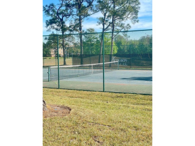 GREAT OPPORTUNITY FOR INVESTORS! This charming 1 -bedroom on Hunters Creek Golf Course in Florida - for sale on GolfHomes.com, golf home, golf lot