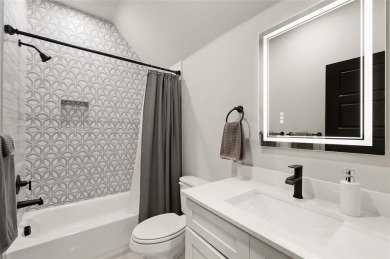 Stunning 2-year-new home in Lone Oak Crossing! This modern on Tanglewood Resort in Texas - for sale on GolfHomes.com, golf home, golf lot