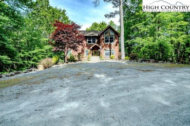 Remarkable Beech Mountain Home - With mountain view.  
 on Beech Mountain Club in North Carolina - for sale on GolfHomes.com, golf home, golf lot
