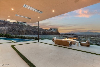 Welcome to luxury living in the prestigious MacDonald Highlands on Dragon Ridge Country Club in Nevada - for sale on GolfHomes.com, golf home, golf lot