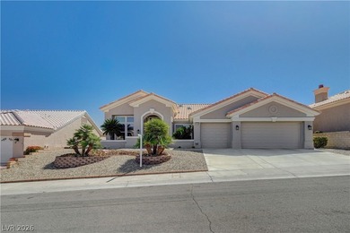 This lovely Buckingham model has 3 bedrooms, 3 baths. a 3 car on Highland Falls Golf Club in Nevada - for sale on GolfHomes.com, golf home, golf lot