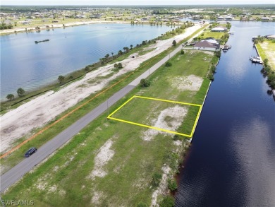 DIRECT GULF ACCESS lot with SEAWALL! This amazing location on Burnt Store Golf Club in Florida - for sale on GolfHomes.com, golf home, golf lot