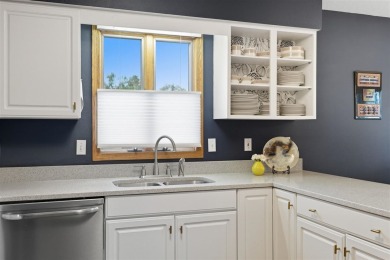 Welcome to carefree, easy-peasy condo living! This beautifully on Brown Deer Golf Club in Iowa - for sale on GolfHomes.com, golf home, golf lot