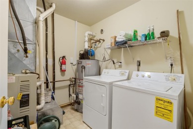 Welcome to carefree, easy-peasy condo living! This beautifully on Brown Deer Golf Club in Iowa - for sale on GolfHomes.com, golf home, golf lot