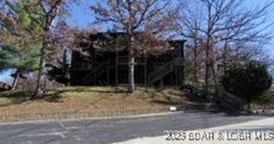 Your perfect lake escape awaits! This beautifully updated on Tan-Tar-A Golf Club in Missouri - for sale on GolfHomes.com, golf home, golf lot