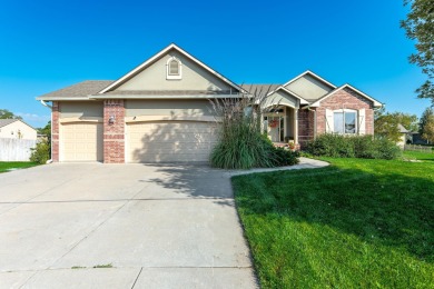 Welcome home to this beautiful one-owner retreat in the heart of on Auburn Hills Golf Course in Kansas - for sale on GolfHomes.com, golf home, golf lot