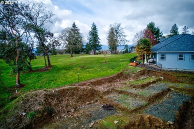 Experience the best life in the Umpqua Valley with this stunning on Oak Hills Golf Club / Umpqua Golf Resort in Oregon - for sale on GolfHomes.com, golf home, golf lot