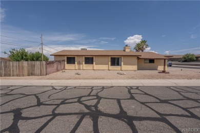 Welcome to this cozy yet sophisticated haven, recently given a on Cerbat Cliffs Golf Course in Arizona - for sale on GolfHomes.com, golf home, golf lot