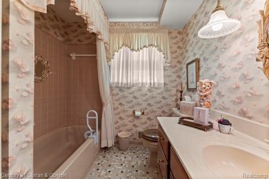 Welcome to this gorgeous 4-bedroom colonial in the heart of on Riverview Highlands Golf Club  in Michigan - for sale on GolfHomes.com, golf home, golf lot