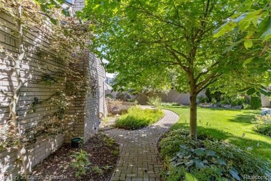Welcome to this gorgeous 4-bedroom colonial in the heart of on Riverview Highlands Golf Club  in Michigan - for sale on GolfHomes.com, golf home, golf lot
