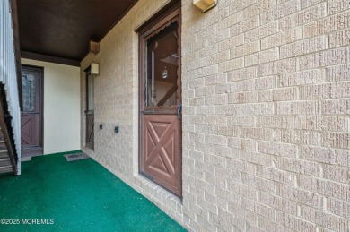 Covered Bridge at it's best! First floor corner unit. Light and on Pine Brook Golf Course in New Jersey - for sale on GolfHomes.com, golf home, golf lot